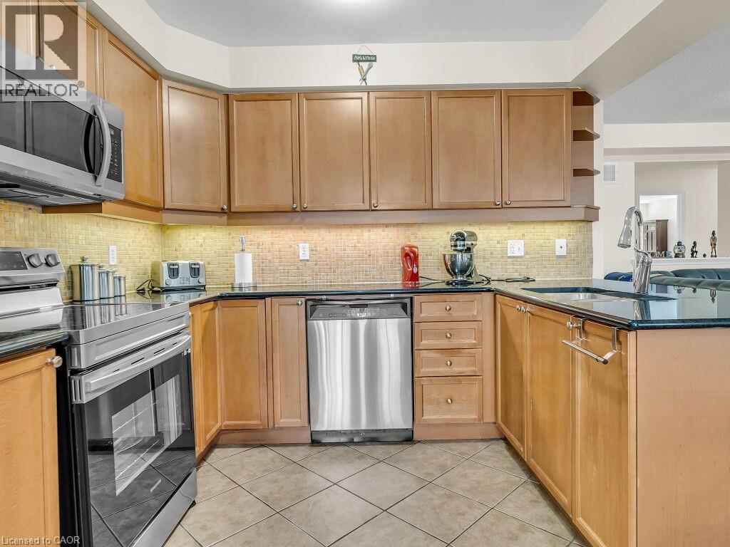 700 Neighbourhood Circle Unit# 1, Mississauga, Ontario  L5B 0A6 - Photo 14 - 40764930