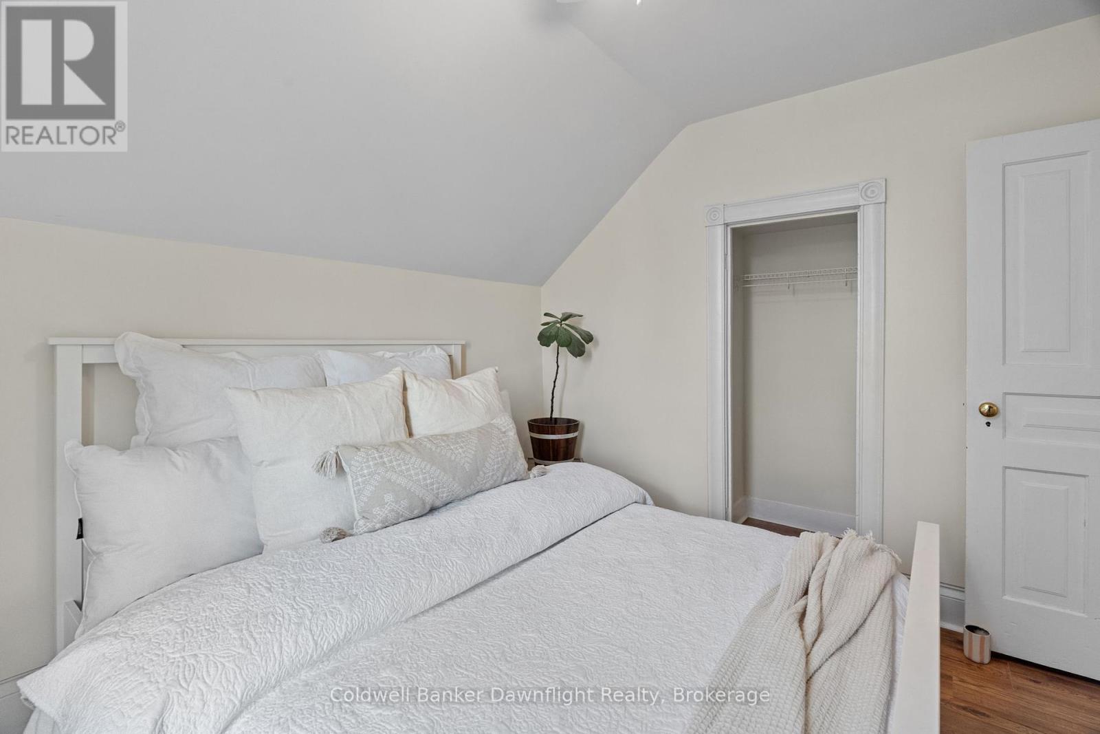 147 Bay Street, Stratford, Ontario  N5A 4K8 - Photo 18 - X12373687