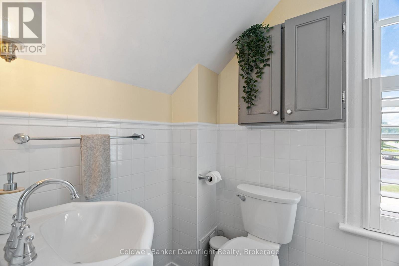 147 Bay Street, Stratford, Ontario  N5A 4K8 - Photo 20 - X12373687
