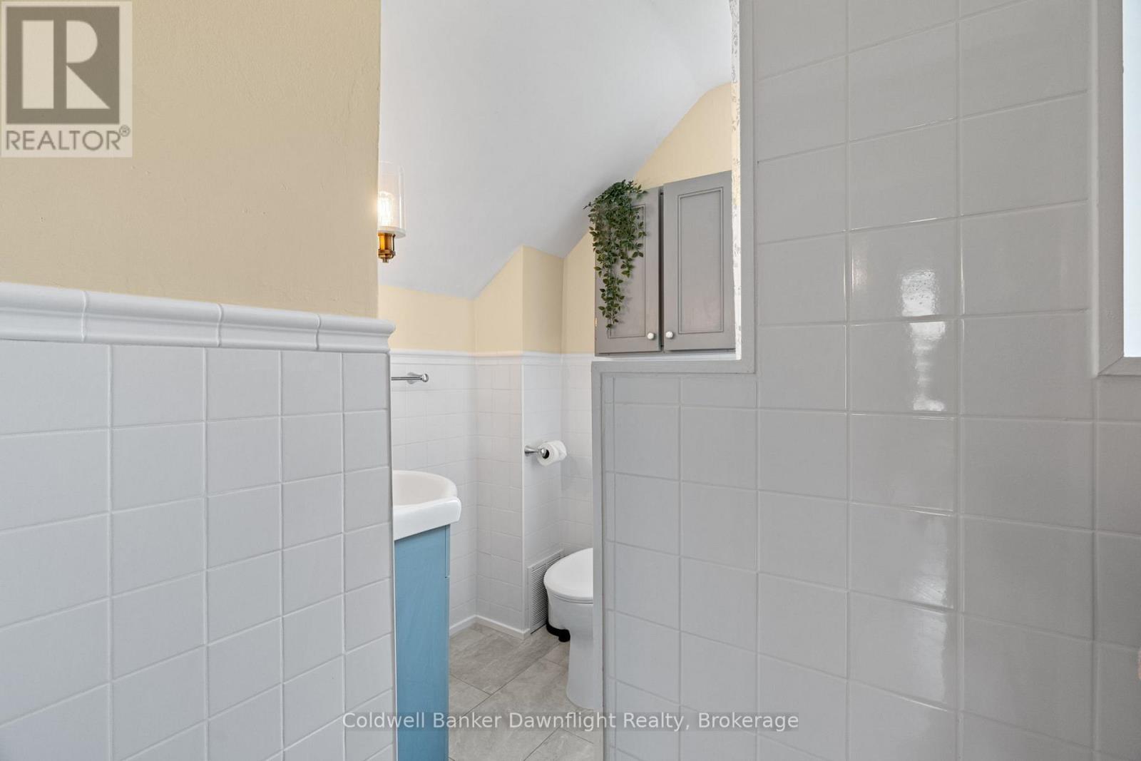 147 Bay Street, Stratford, Ontario  N5A 4K8 - Photo 21 - X12373687