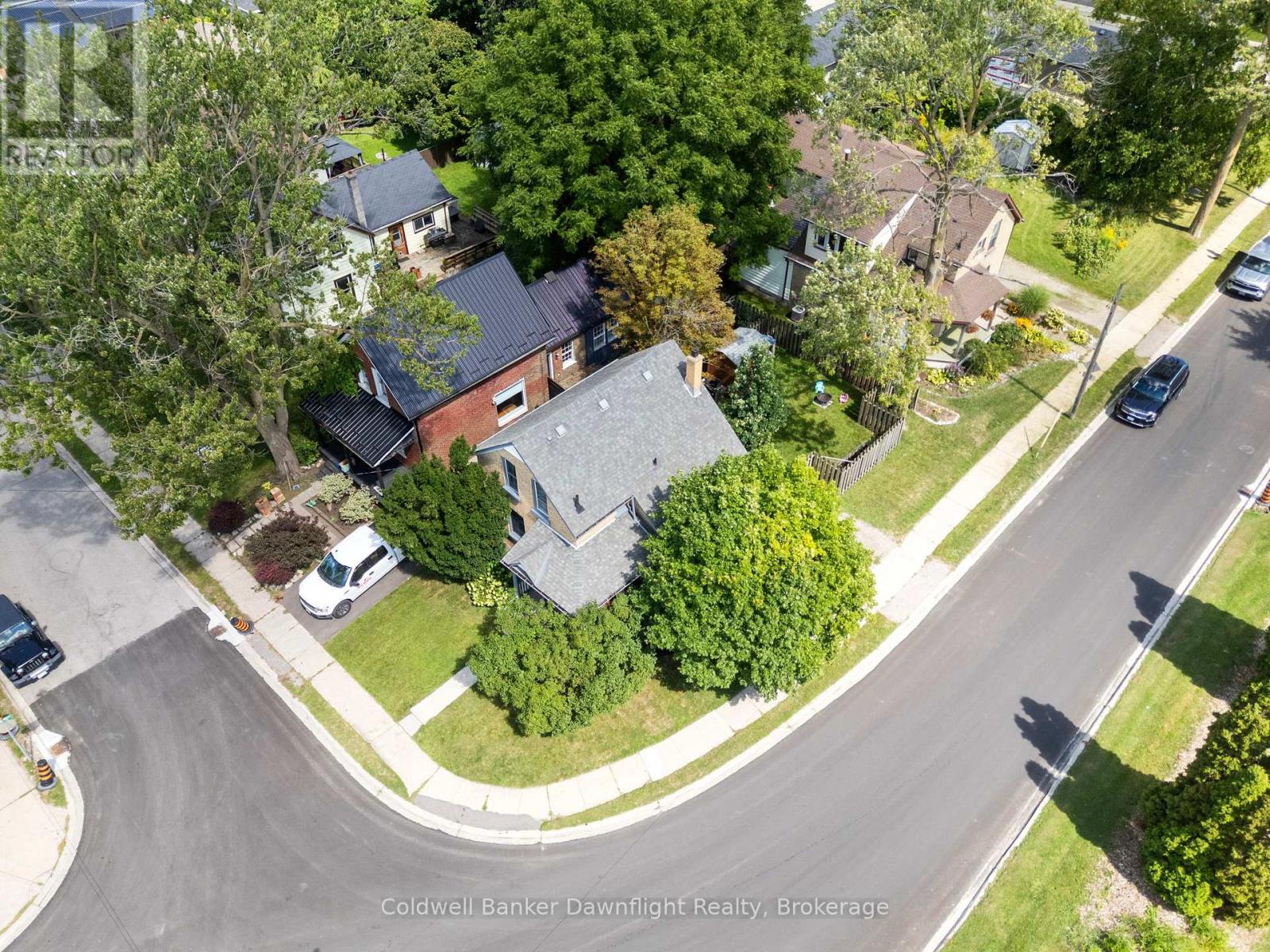 147 Bay Street, Stratford, Ontario  N5A 4K8 - Photo 32 - X12373687