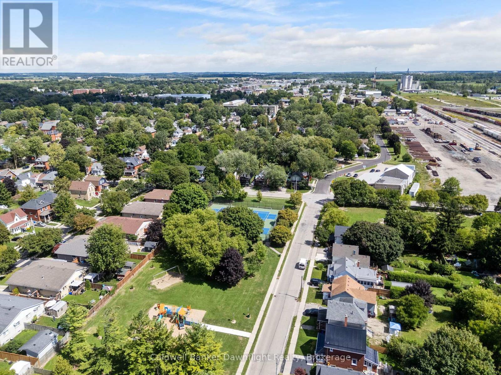 147 Bay Street, Stratford, Ontario  N5A 4K8 - Photo 44 - X12373687
