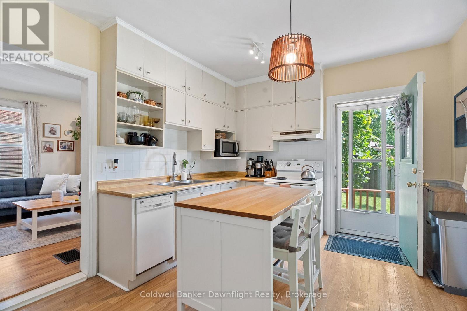 147 Bay Street, Stratford, Ontario  N5A 4K8 - Photo 8 - X12373687