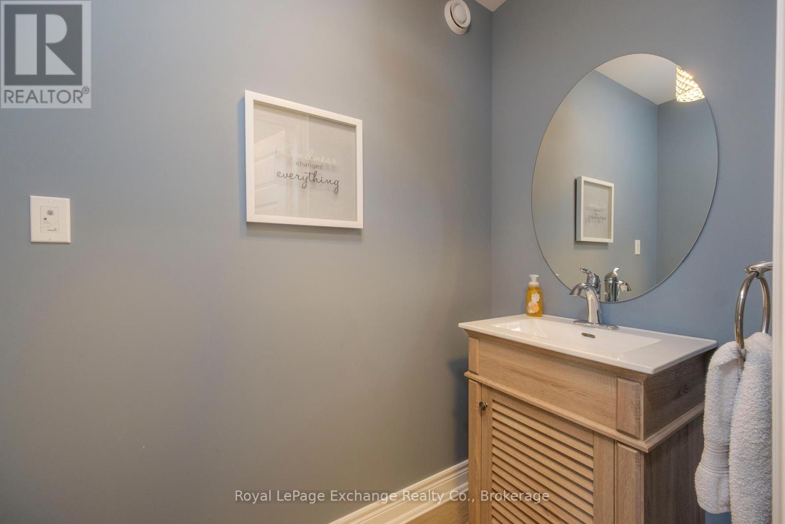 218 Wieck Boulevard, Kincardine, Ontario  N2Z 0A9 - Photo 21 - X12373694
