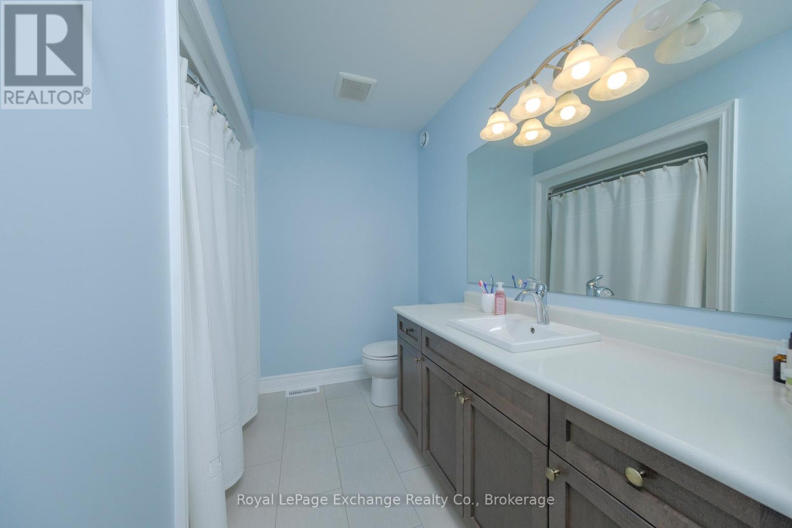 218 Wieck Boulevard, Kincardine, Ontario  N2Z 0A9 - Photo 29 - X12373694