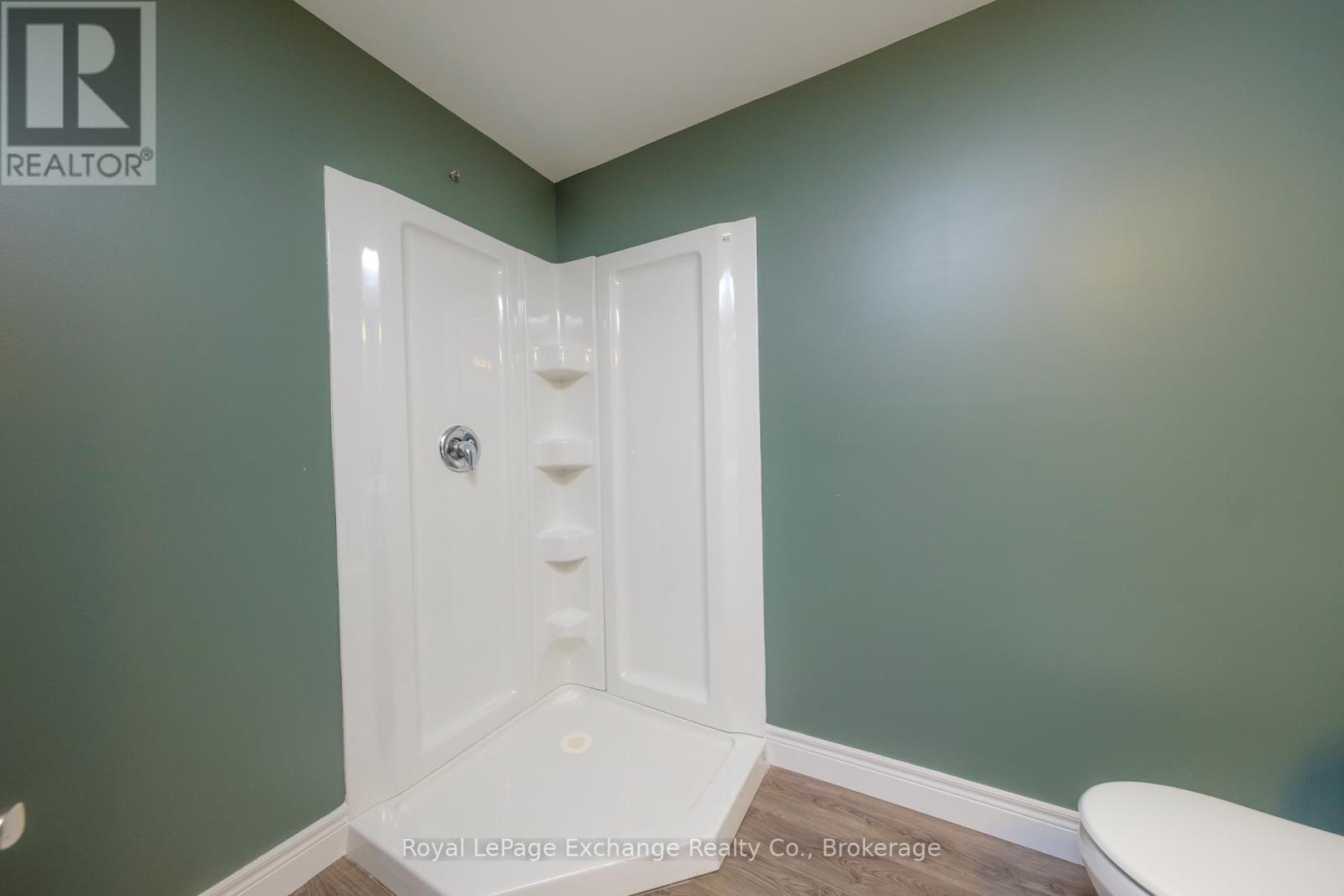 218 Wieck Boulevard, Kincardine, Ontario  N2Z 0A9 - Photo 33 - X12373694