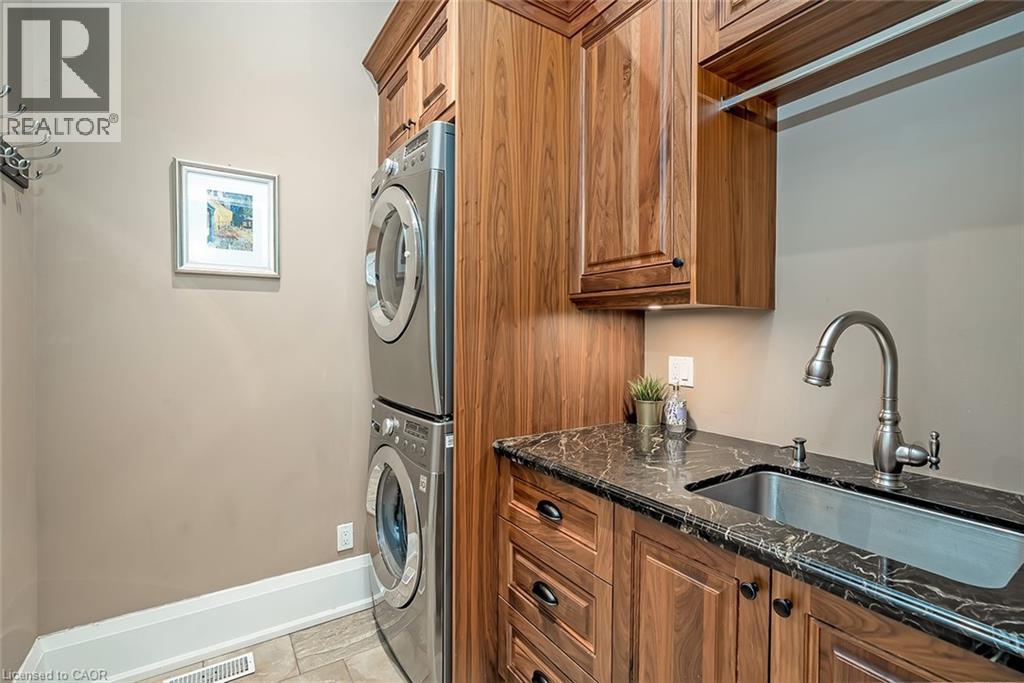 253 Rossmore Boulevard, Burlington, Ontario  L7N 1R4 - Photo 23 - 40761802