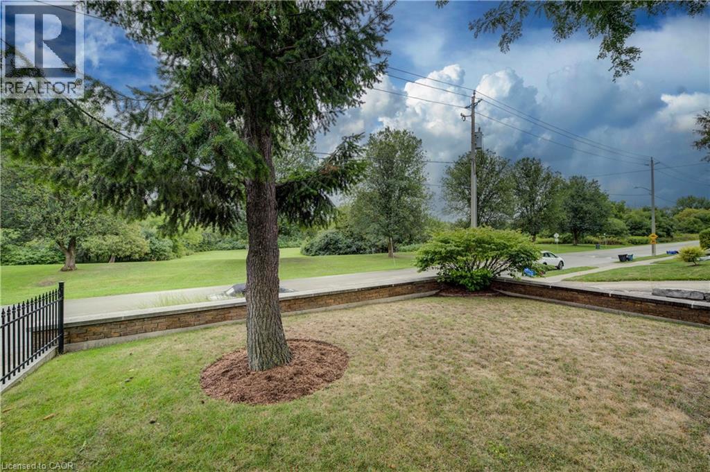 440 Manchester Road, Kitchener, Ontario  N2B 1A5 - Photo 4 - 40763600