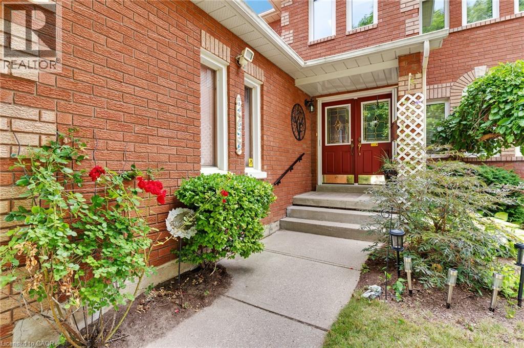 Property at 20 ANGLEROCK Drive image 4