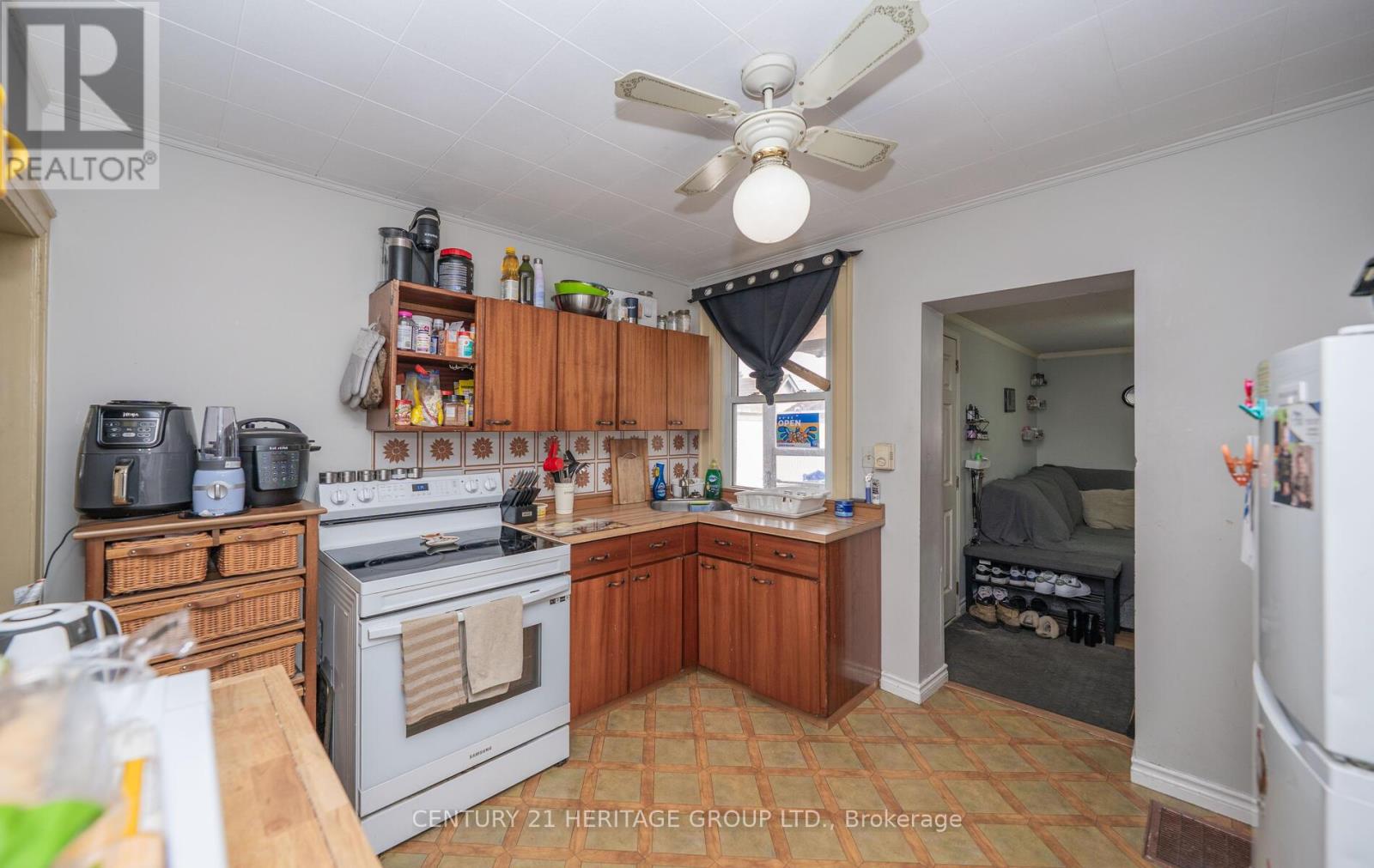 203 Hibbert Avenue, Oshawa, Ontario  L1J 1V4 - Photo 15 - E12373409