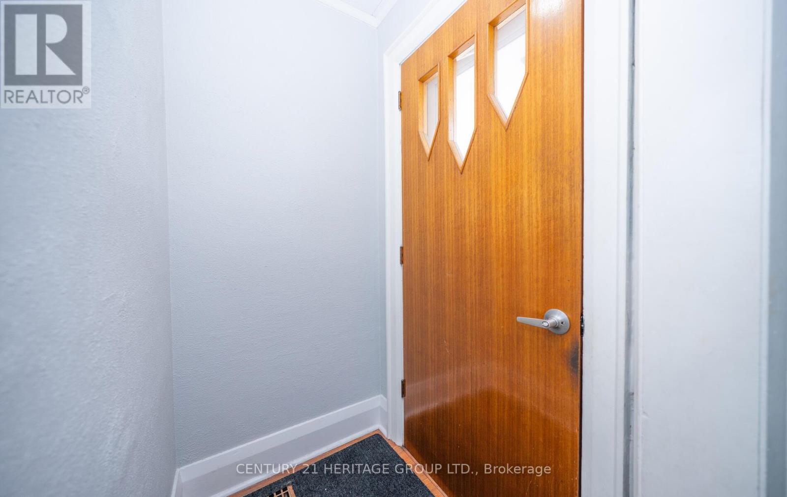 203 Hibbert Avenue, Oshawa, Ontario  L1J 1V4 - Photo 7 - E12373409