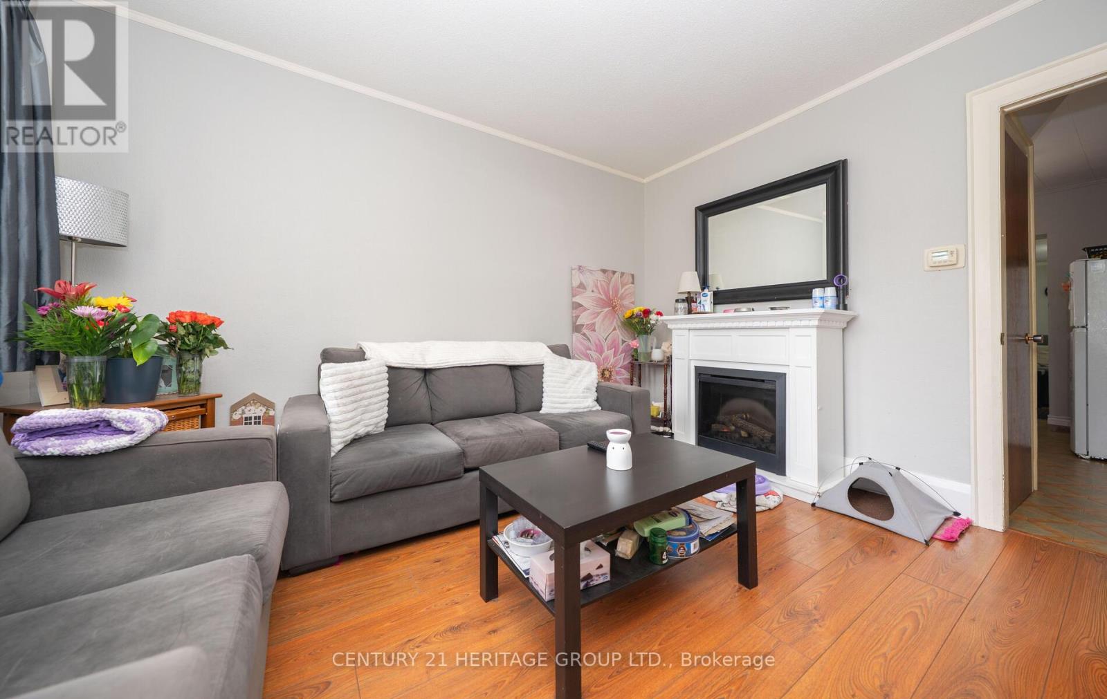 203 Hibbert Avenue, Oshawa, Ontario  L1J 1V4 - Photo 8 - E12373409