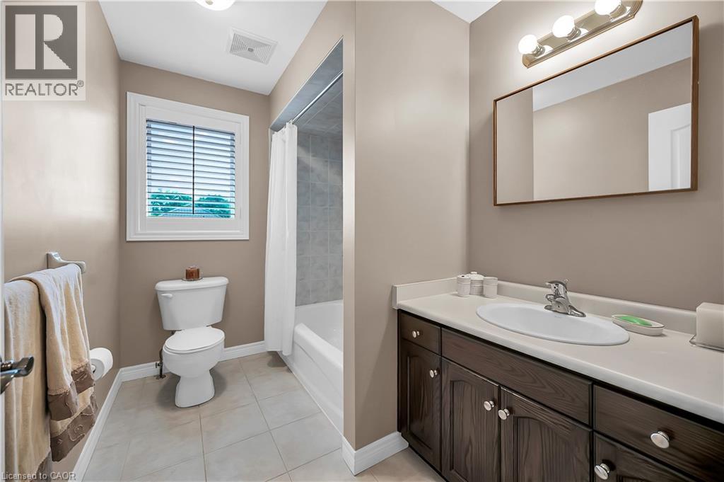 7 Kathleen Court, Hamilton, Ontario  L8T 5B1 - Photo 33 - 40765015