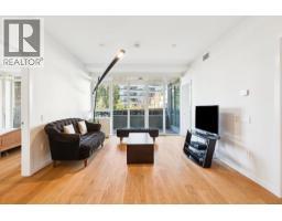 204 788 ARTHUR ERICKSON PLACE, West Vancouver, British Columbia