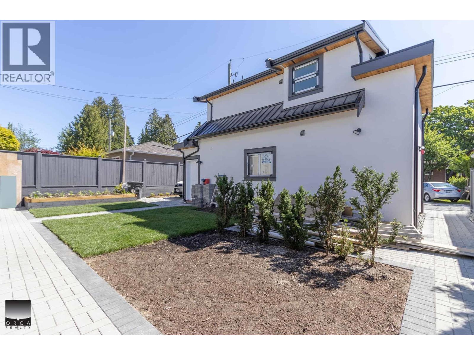 7662 French Street Street, Vancouver, British Columbia  V6P 4V6 - Photo 1 - R3041852