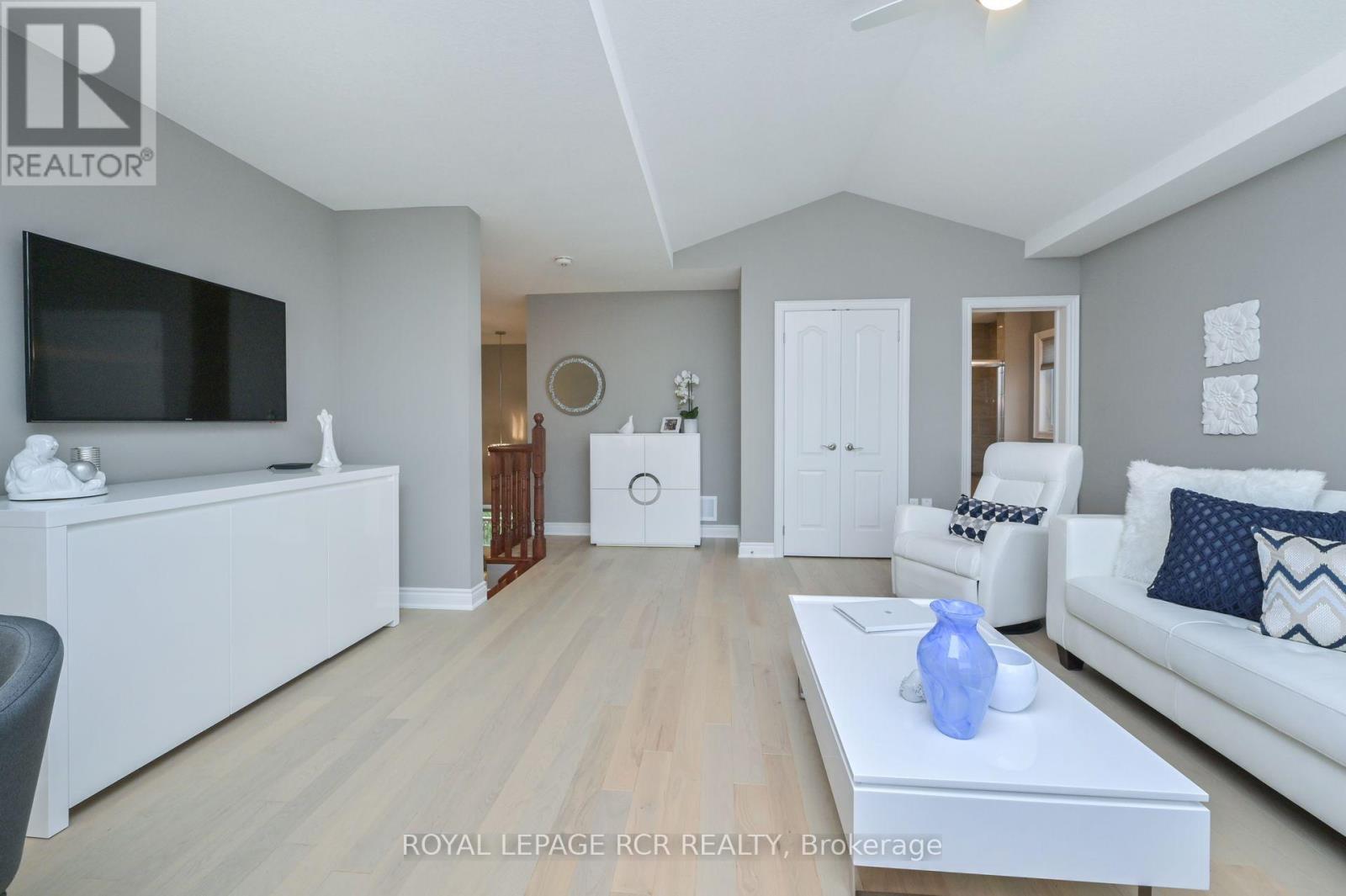 111 Ridge Way, New Tecumseth, Ontario  L9R 0M6 - Photo 25 - N12373404