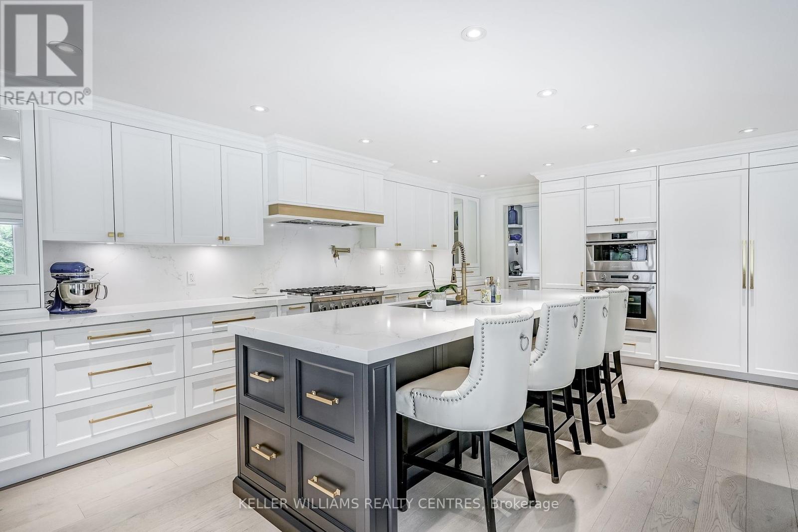 82 Burton Grove, King, Ontario  L7B 1C6 - Photo 15 - N12373505