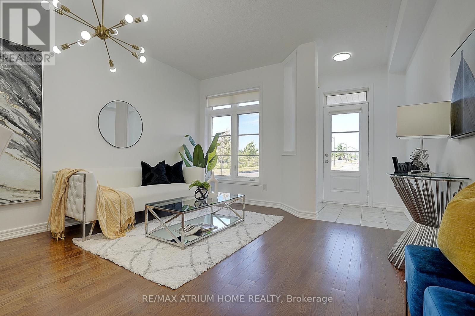 26 Decast Crescent, Markham, Ontario  L6B 1N6 - Photo 19 - N12373579