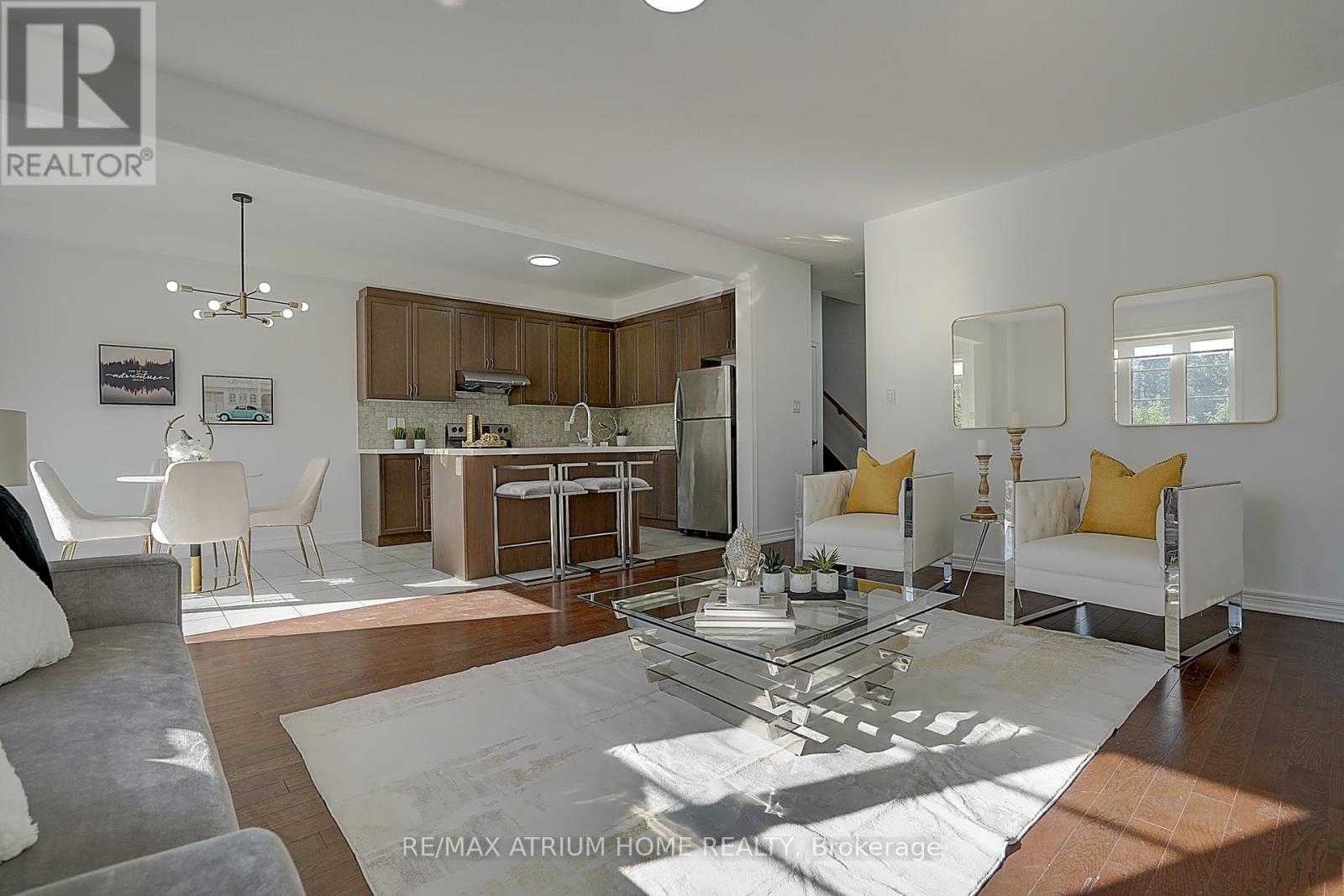 Property at 26 DECAST CRESCENT image 4
