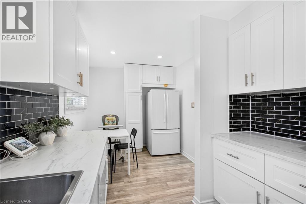 11 Harrisford Street Unit# 70, Hamilton, Ontario  L8K 6L7 - Photo 13 - 40752178