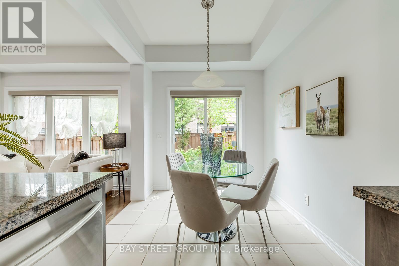 371 Athabasca Common, Oakville, Ontario  L6H 0R5 - Photo 17 - W12373445