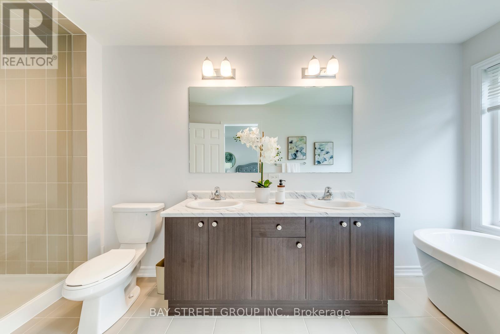371 Athabasca Common, Oakville, Ontario  L6H 0R5 - Photo 24 - W12373445