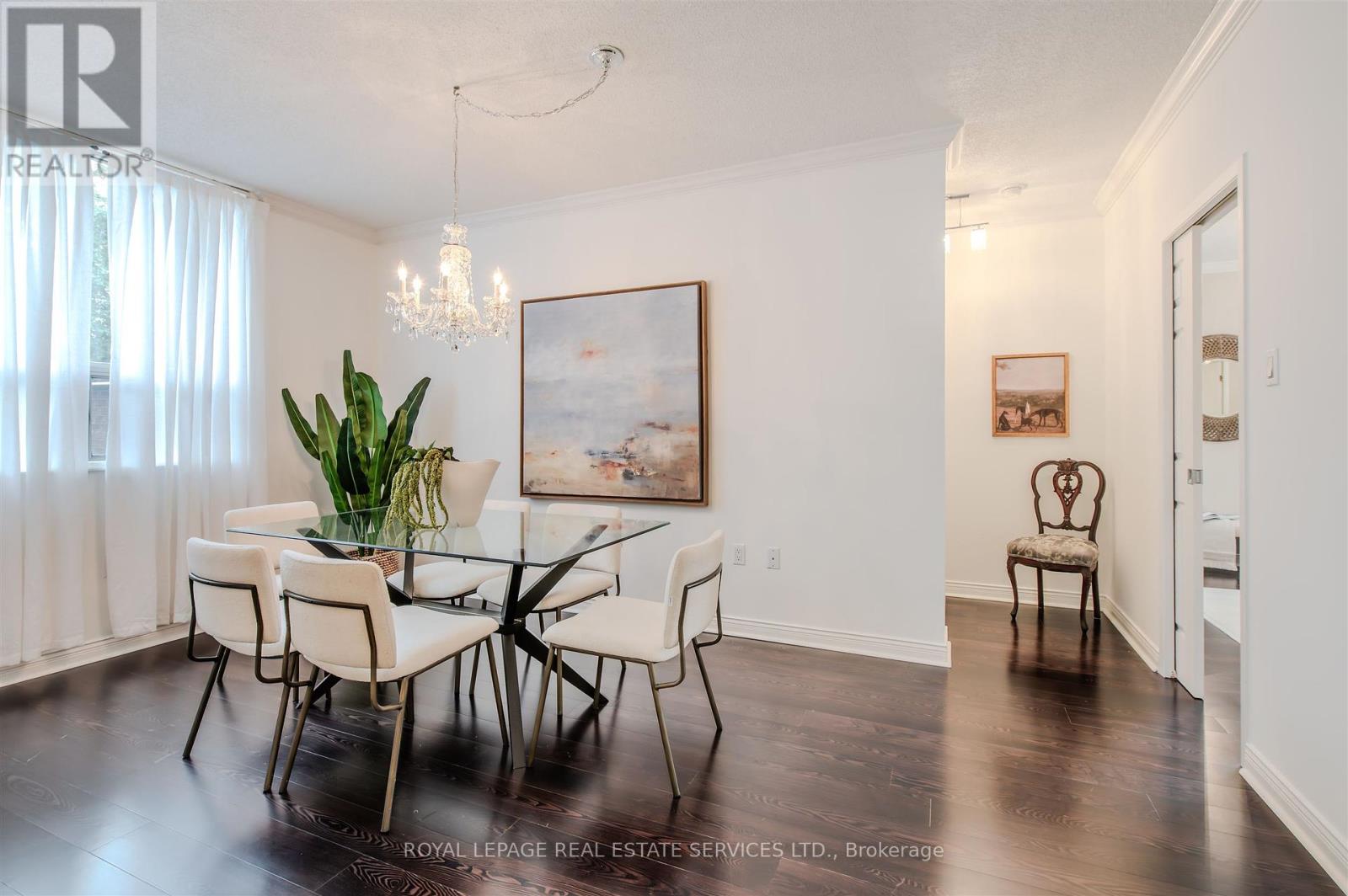 111 - 1110 Walden Circle, Mississauga (Clarkson), Ontario  L5J 4R3 - Photo 7 - W12373507