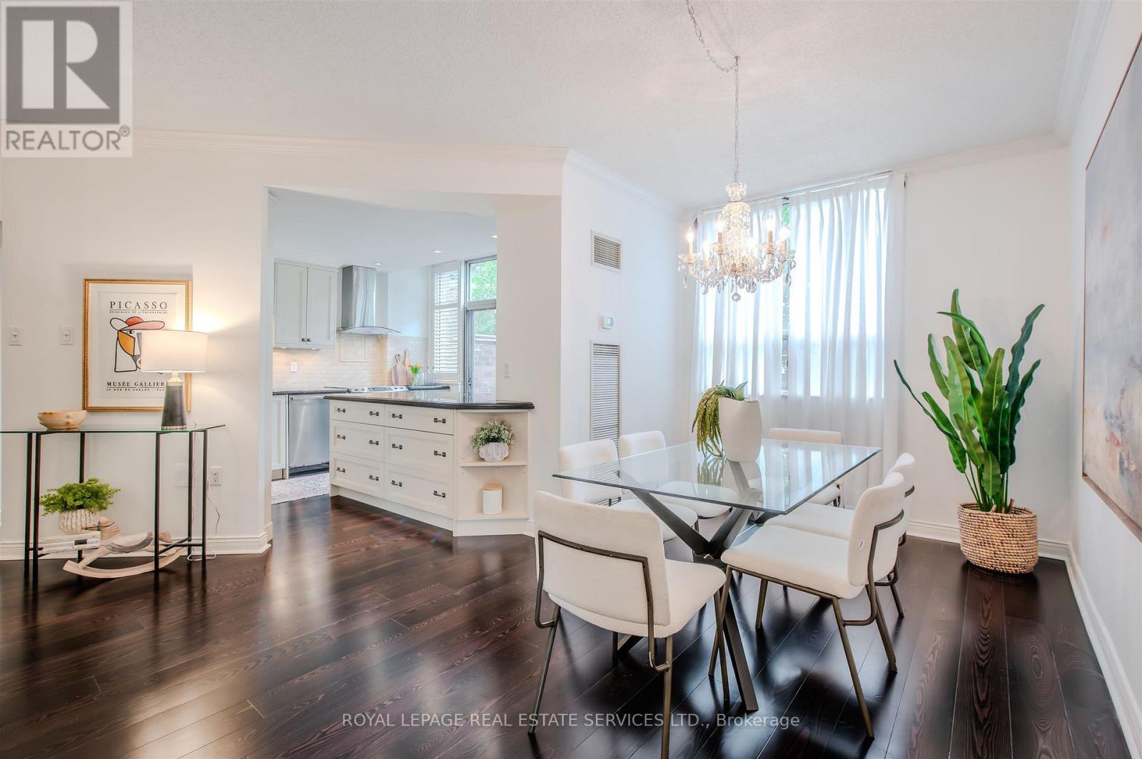 111 - 1110 Walden Circle, Mississauga (Clarkson), Ontario  L5J 4R3 - Photo 9 - W12373507