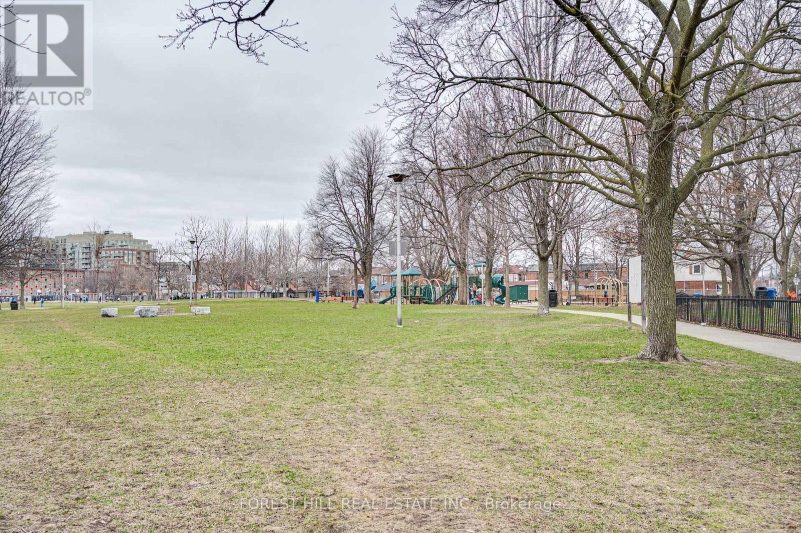 33 Hounslow Heath Road, Toronto, Ontario  M6N 1G7 - Photo 24 - W12373509
