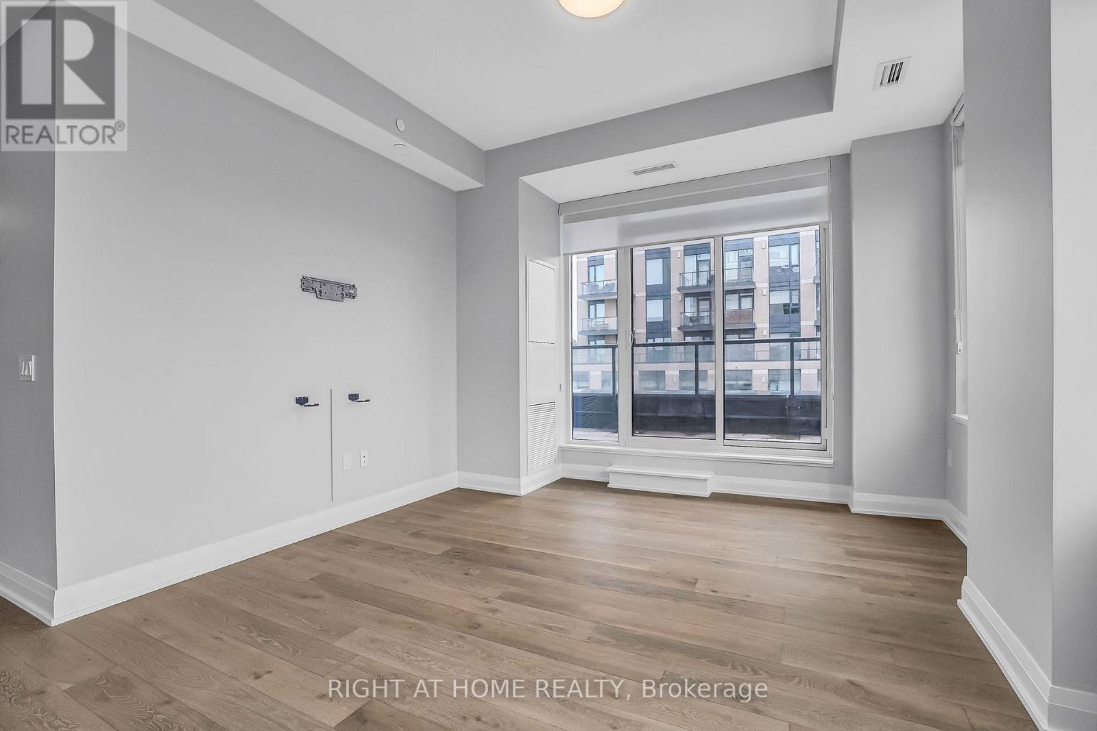 705 - 293 The Kingsway, Toronto, Ontario  M9A 0E8 - Photo 16 - W12373546