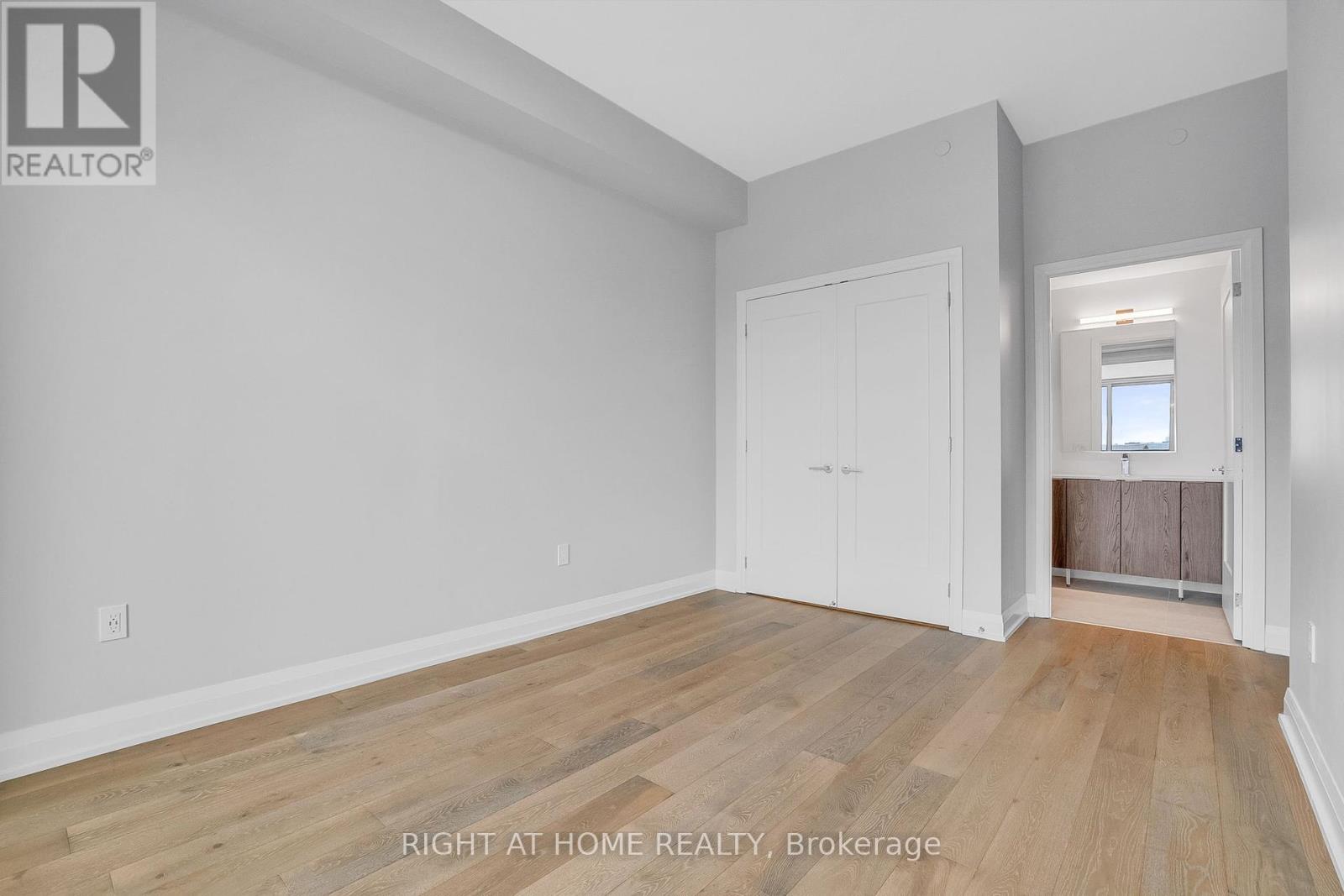 705 - 293 The Kingsway, Toronto, Ontario  M9A 0E8 - Photo 34 - W12373546