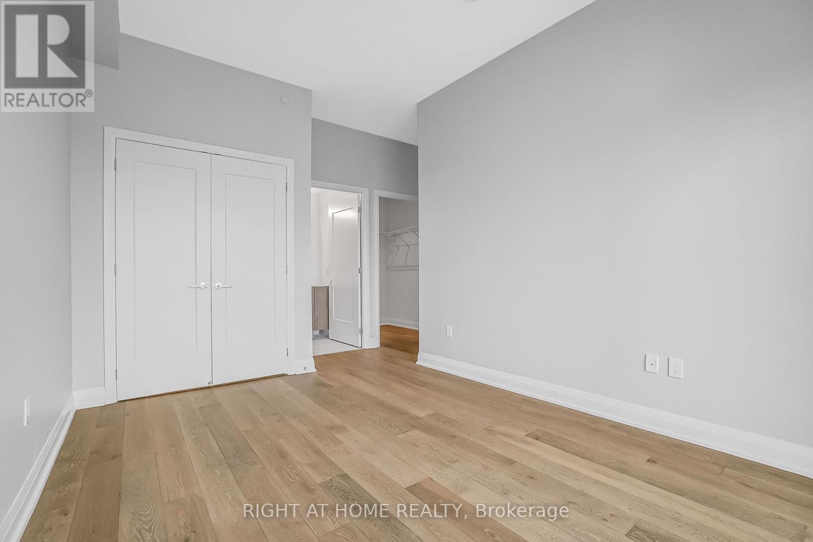 705 - 293 The Kingsway, Toronto, Ontario  M9A 0E8 - Photo 35 - W12373546