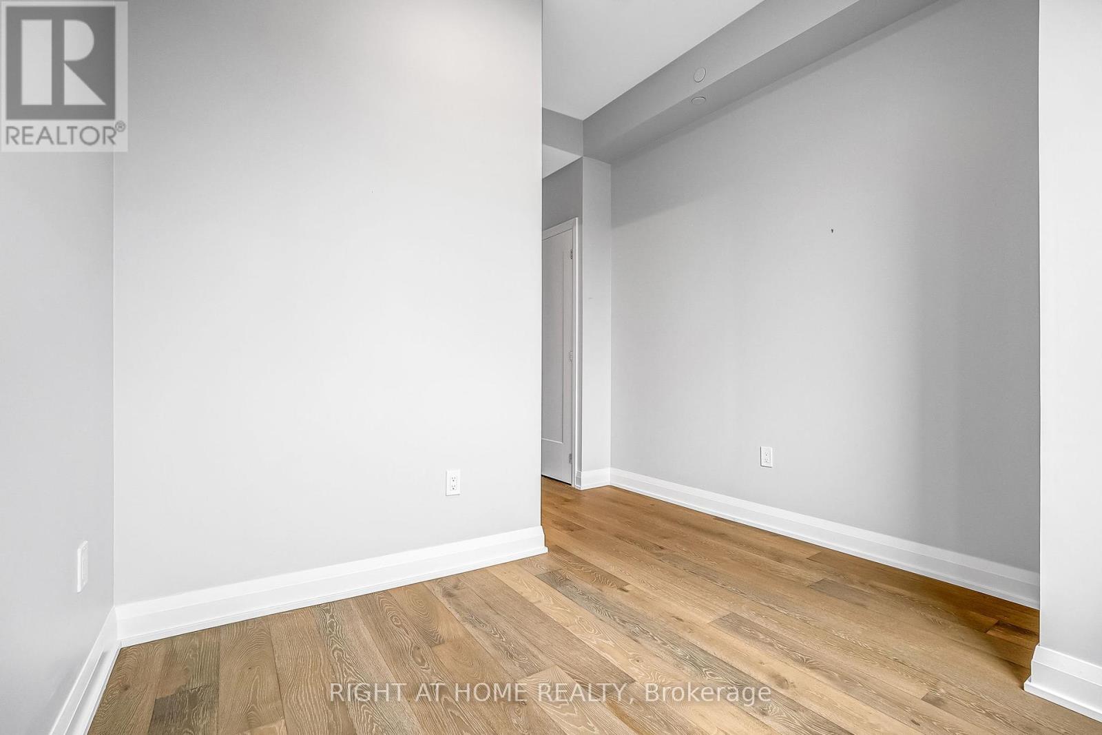 705 - 293 The Kingsway, Toronto, Ontario  M9A 0E8 - Photo 40 - W12373546