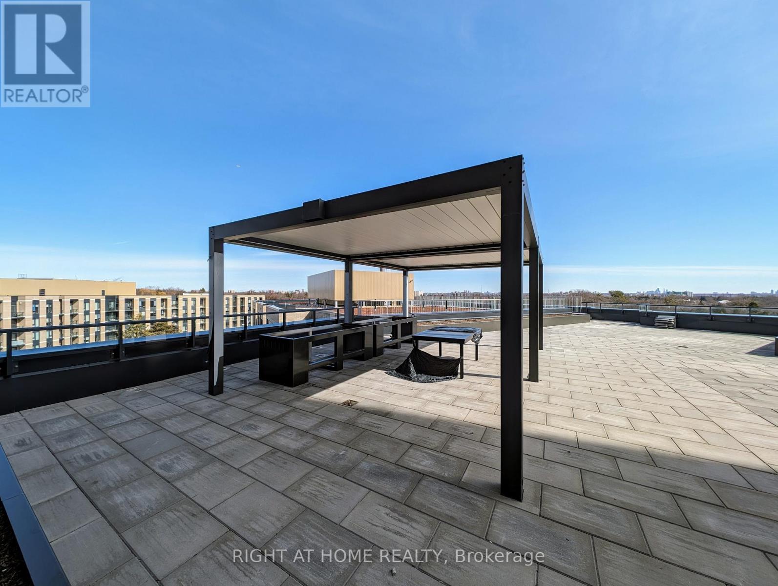 705 - 293 The Kingsway, Toronto, Ontario  M9A 0E8 - Photo 48 - W12373546