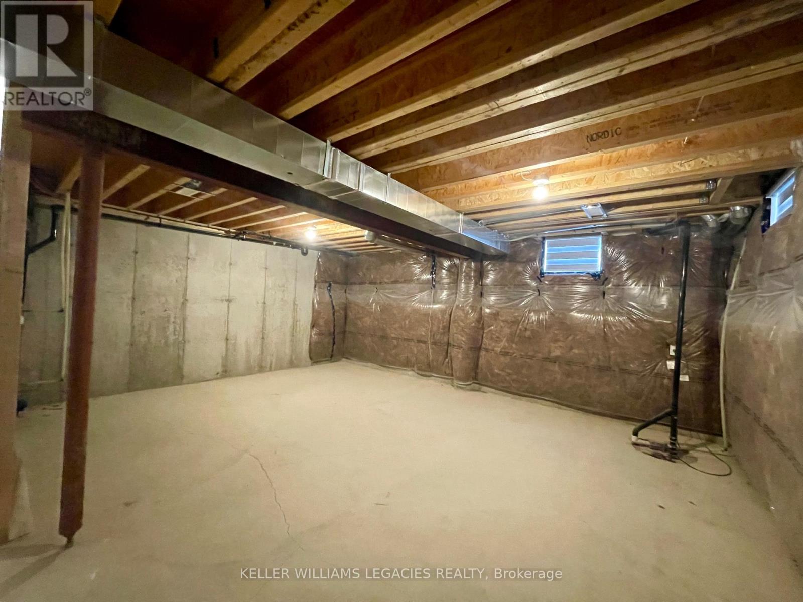 12 Fennell Street, Southgate, Ontario  N0C 1B0 - Photo 18 - X12373548