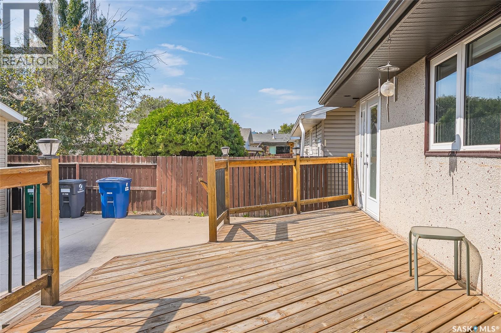 W 2707 33rd Street W, Saskatoon, Saskatchewan  S7J 4K7 - Photo 31 - SK017131