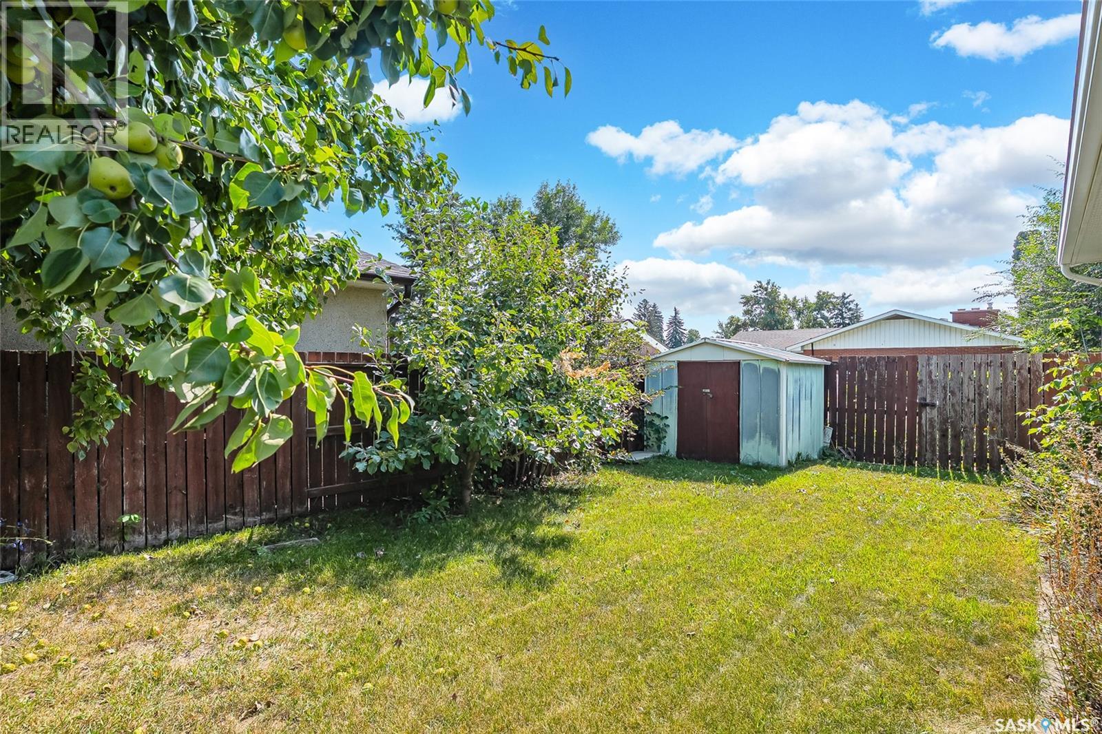 W 2707 33rd Street W, Saskatoon, Saskatchewan  S7J 4K7 - Photo 33 - SK017131