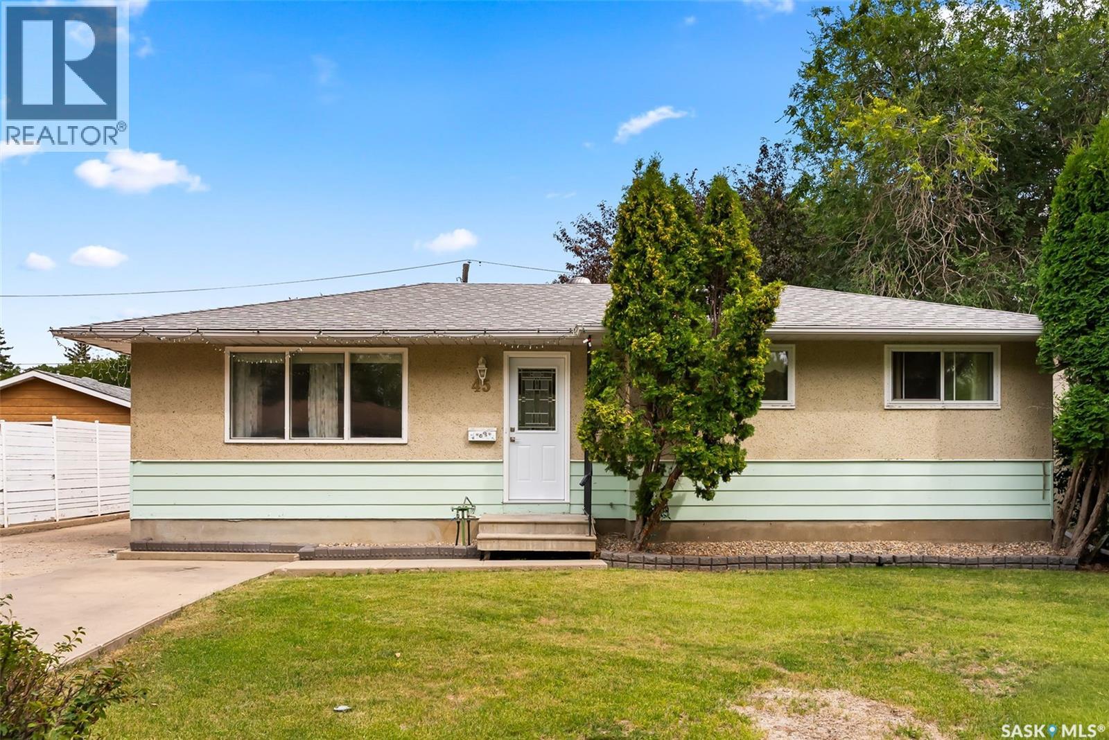 45 Drope Street, Regina, Saskatchewan  S4R 4R7 - Photo 1 - SK016926
