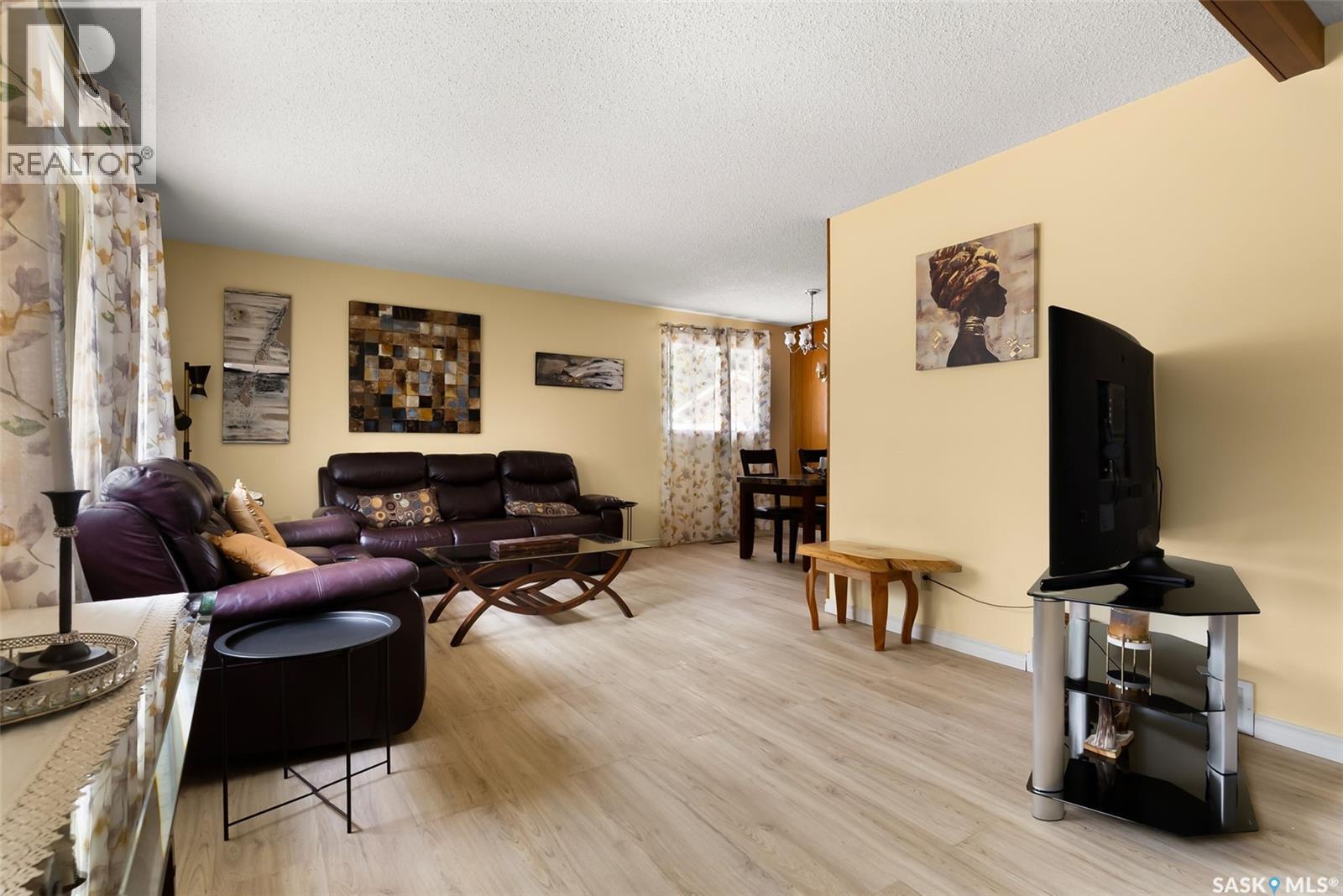 45 Drope Street, Regina, Saskatchewan  S4R 4R7 - Photo 3 - SK016926