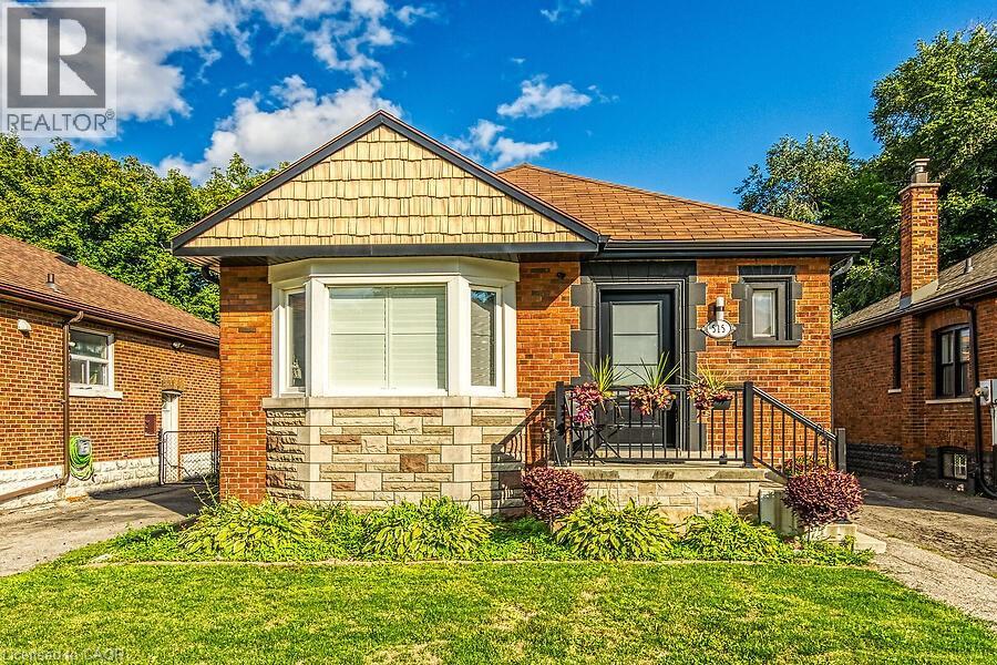 515 UPPER JAMES Street, Hamilton, Ontario