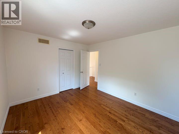 Photo 14 of 24 for 979 Queensborough Court