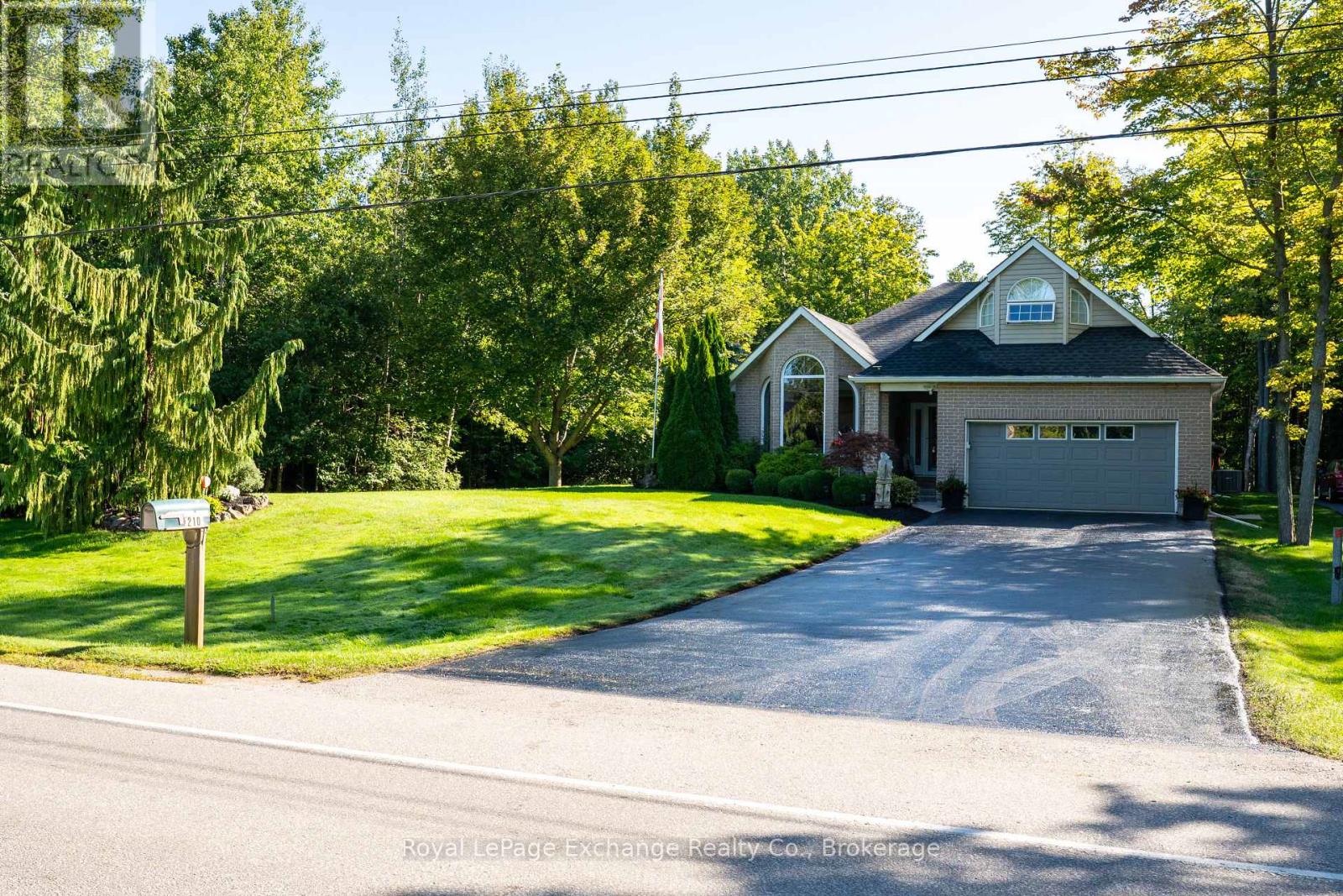 210 Miramichi Bay Road S, Saugeen Shores, Ontario  N0H 2C6 - Photo 42 - X12373592