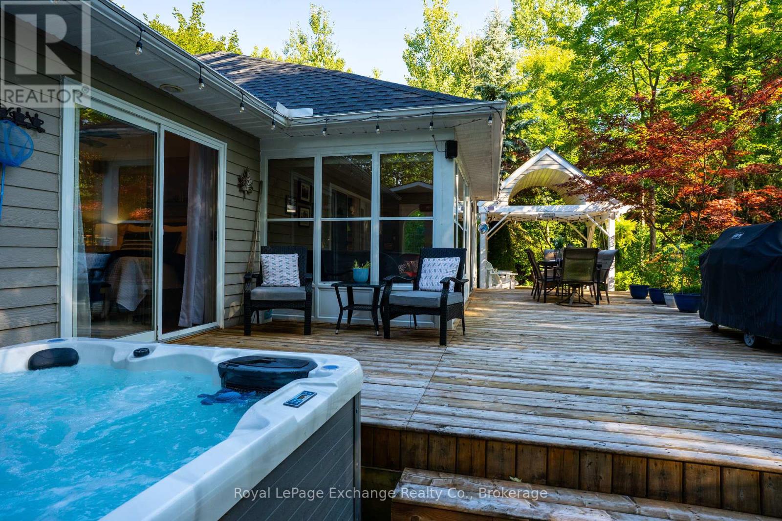 210 Miramichi Bay Road S, Saugeen Shores, Ontario  N0H 2C6 - Photo 36 - X12373592