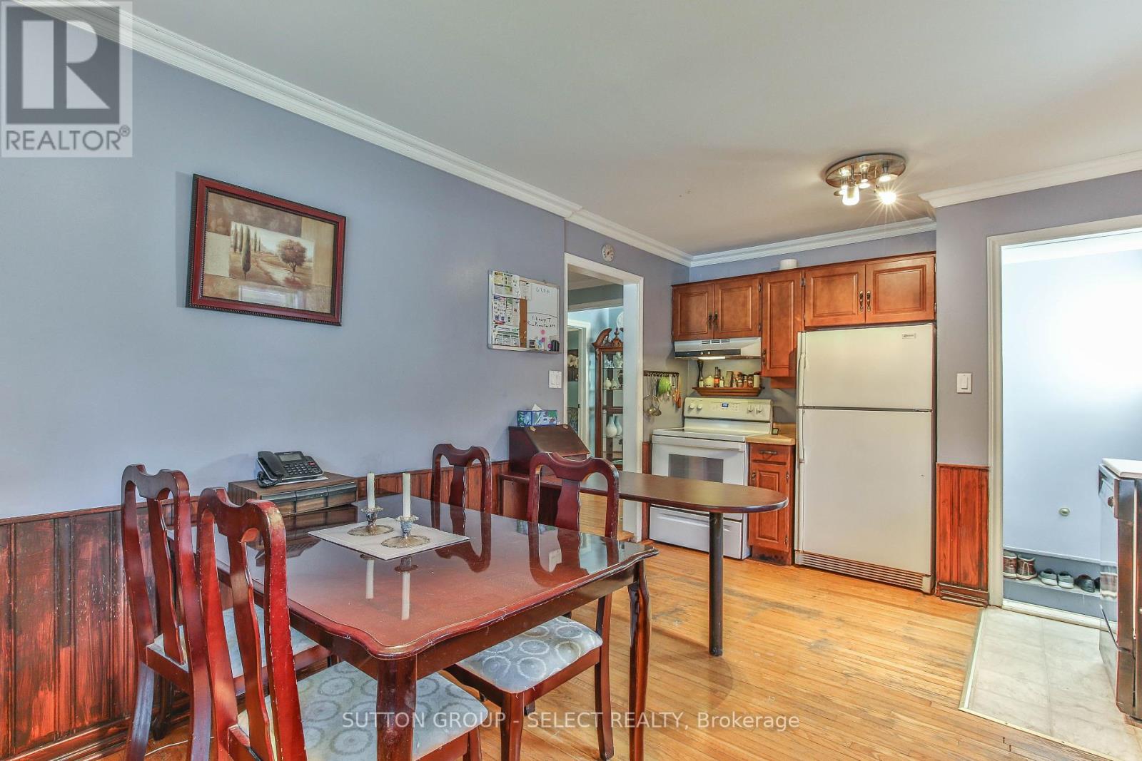 25 Foster Avenue, London North, Ontario  N6H 2K7 - Photo 12 - X12373878