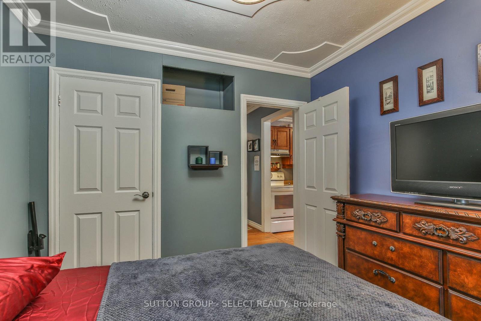25 Foster Avenue, London North, Ontario  N6H 2K7 - Photo 17 - X12373878