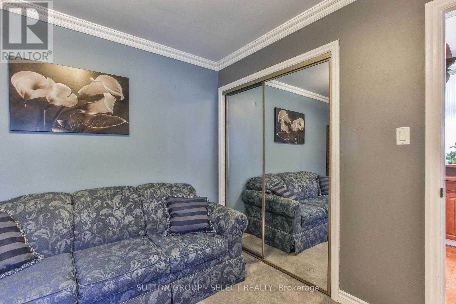 25 Foster Avenue, London North, Ontario  N6H 2K7 - Photo 21 - X12373878
