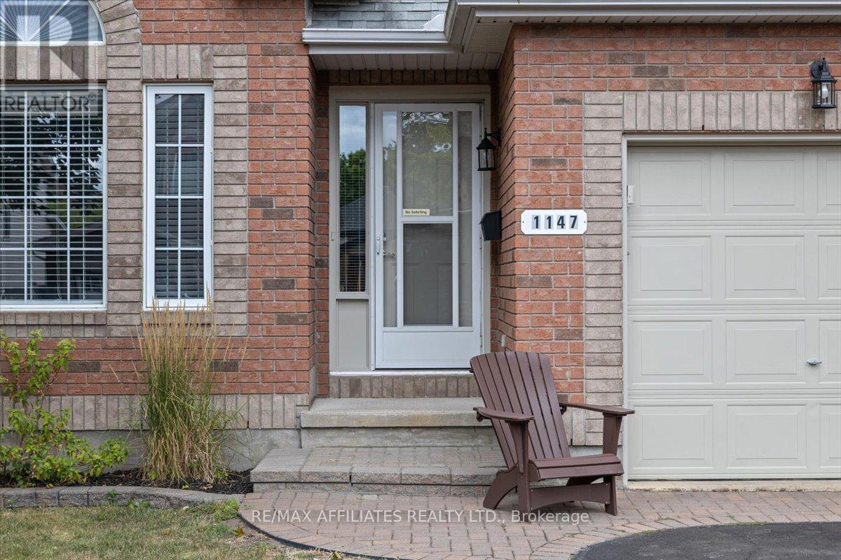 1147 Mulder Avenue, Ottawa, Ontario  K4A 4G8 - Photo 2 - X12373909