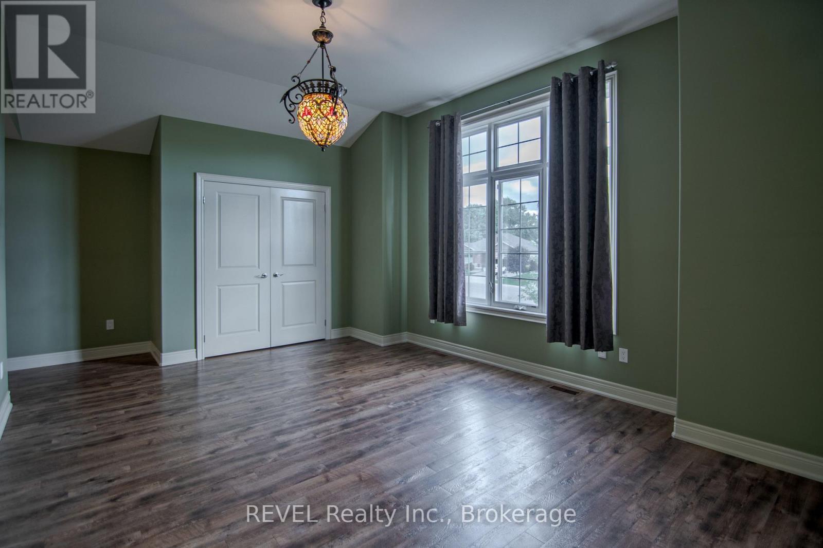 123 Michelle Court, Welland, Ontario  L3C 0A2 - Photo 20 - X12373891