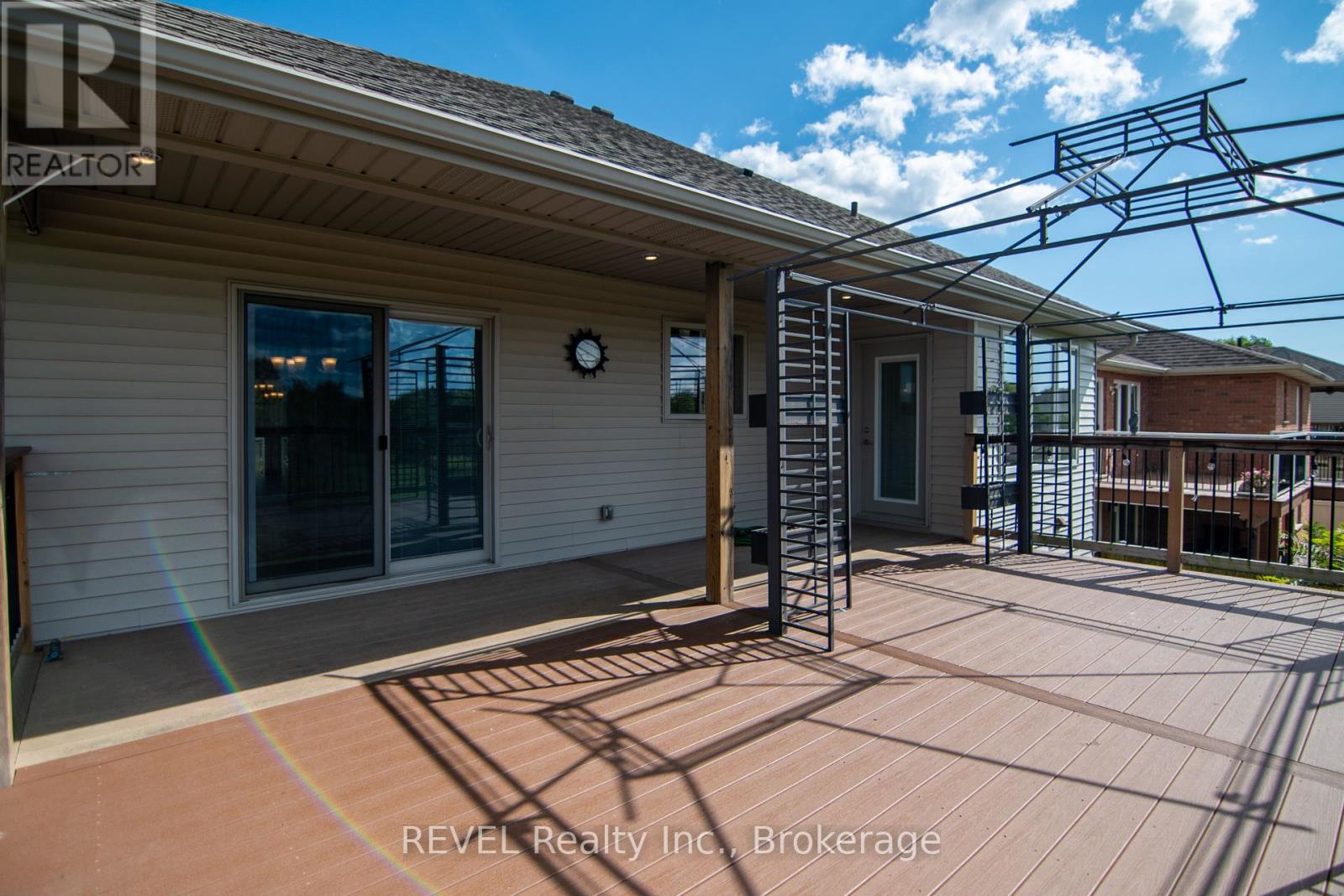 123 Michelle Court, Welland, Ontario  L3C 0A2 - Photo 37 - X12373891