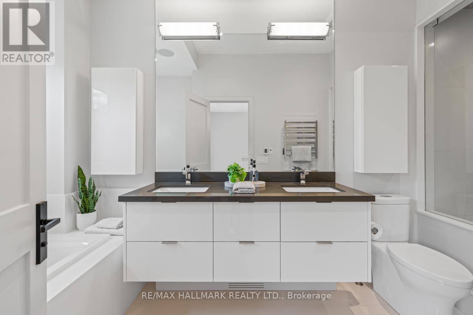 62 St Germain Avenue, Toronto, Ontario  M5M 1V8 - Photo 29 - C12373663